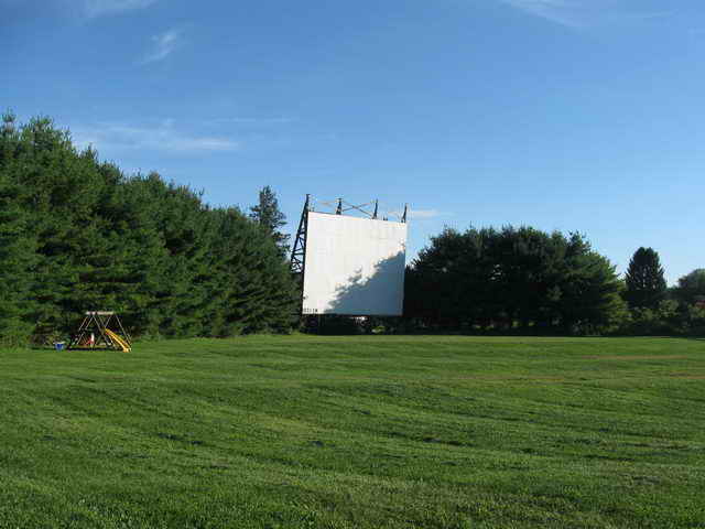 Point Drive-In - 2014 Photo